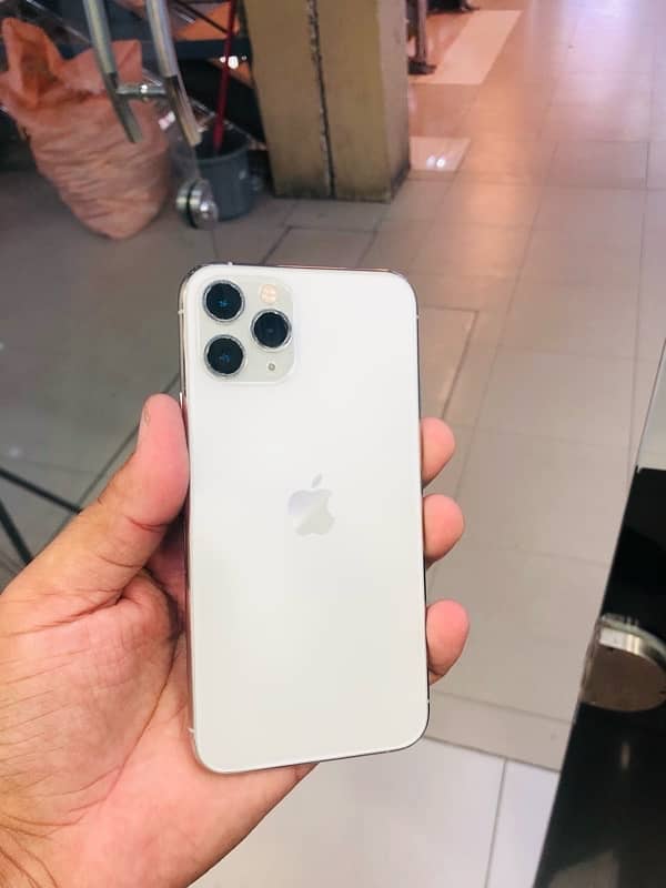 iphone 11 pro 64gb pta approved 3