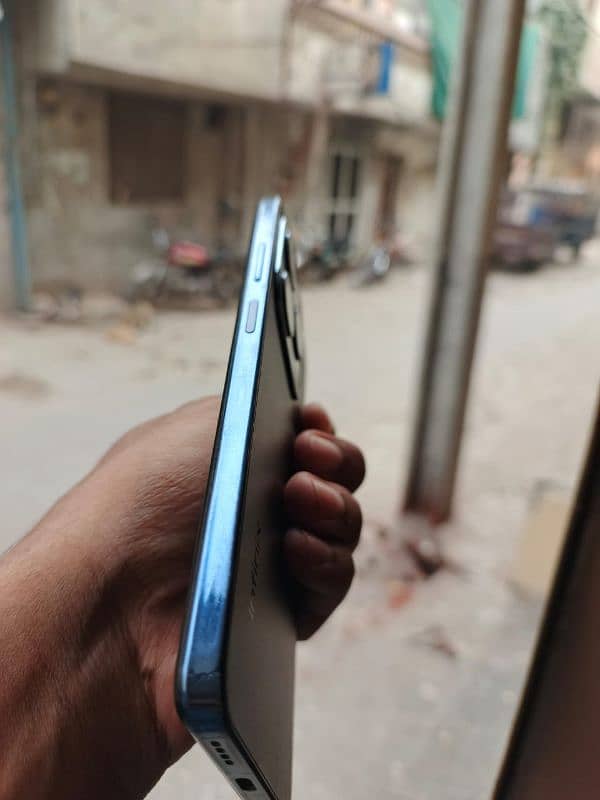 Infinix hot40i 6