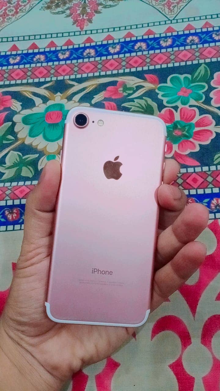 iPhone 7 Non PTA 128 Memory 5