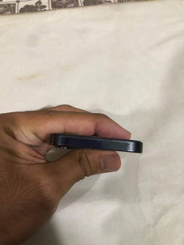 iphone 12 mini 6