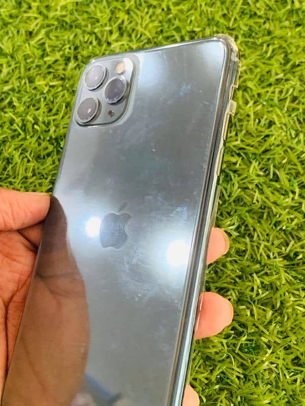 iphone 11 pro mex  64gb 9