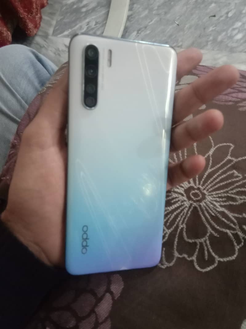 Oppo F15 8/128 1