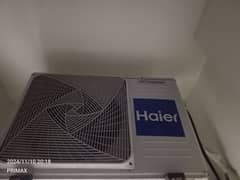 haeir 1 ton ac in very good condition inverter ac