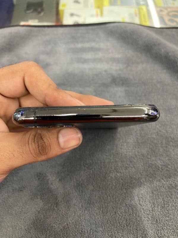 iphone 11promax 256gbnon 1