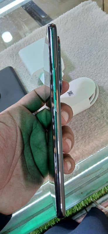 Oppo Reno 11 5G 3