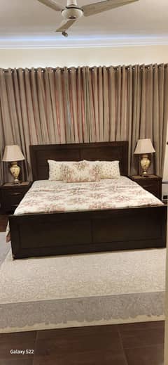 Bedset, Side Tables & Dressing Table