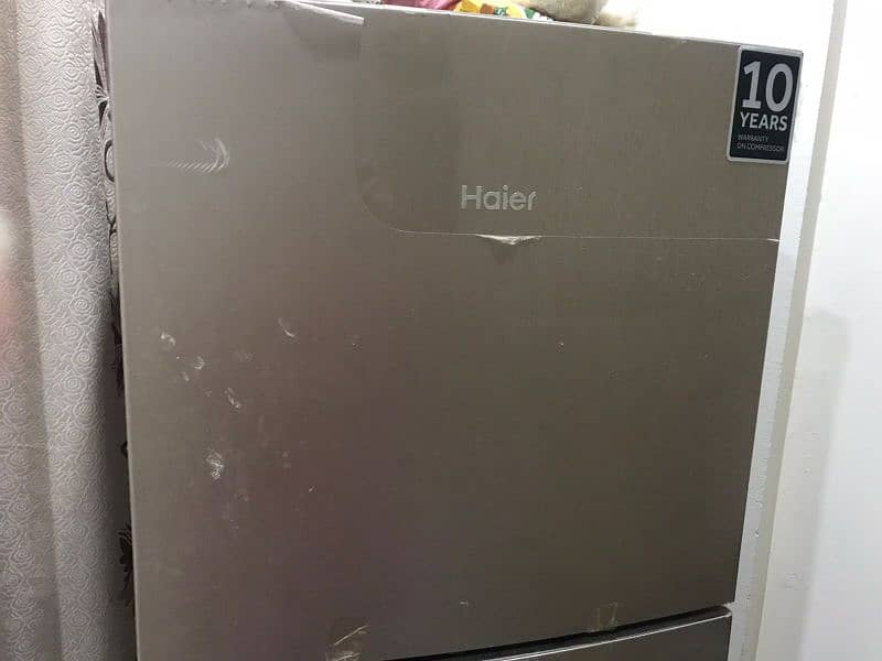 haeir refrigerator in genuine new condition 10 cubic feet 0