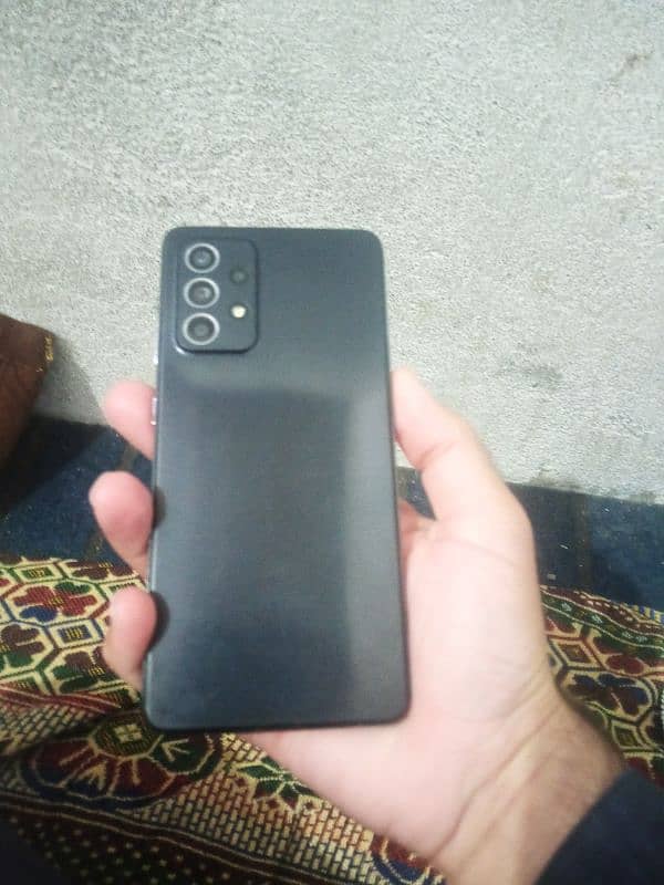 Samsung a52s ,along with box ,6gb ram, 128 gb storage 9.5/10, 42000pkr 2