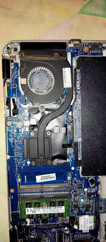 Hp icore 5 6th Gen 14