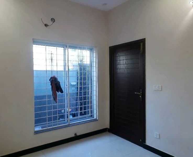 5 Marla House In Johar Town Phase 2 - Block R 3