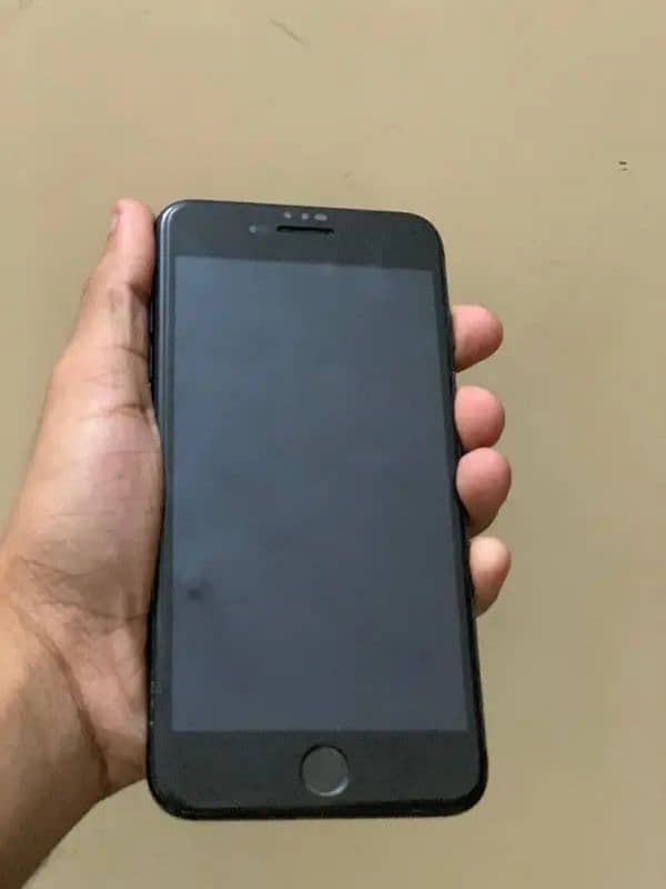 iPhone 7 Plus 128gb Pta Approved 1