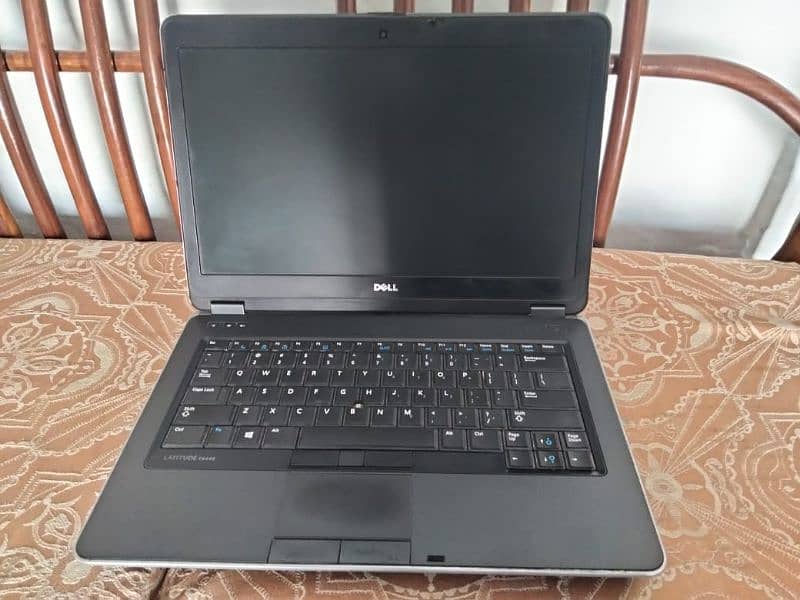 Dell latitude i5 4th gen 4gb ram best for office work 11