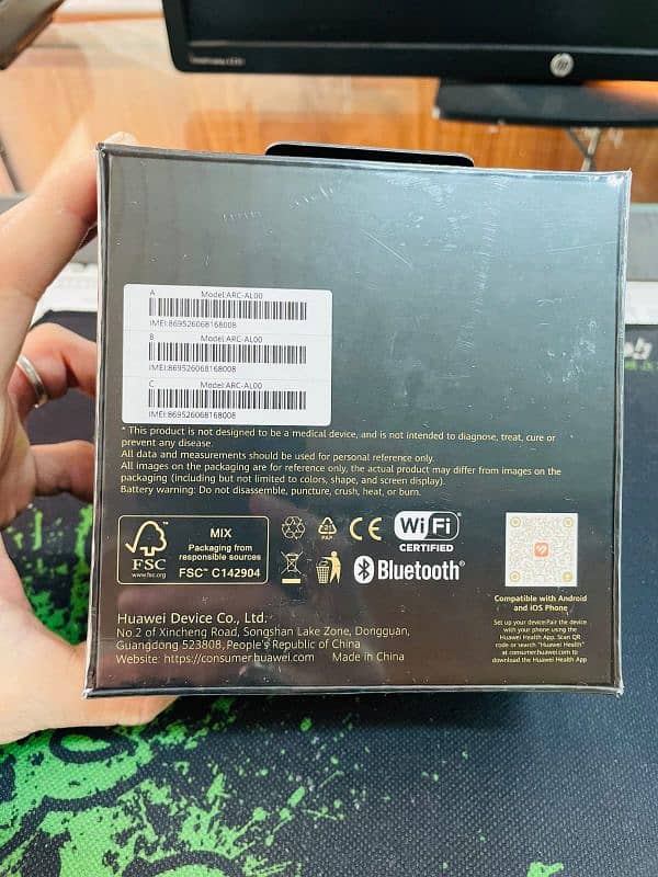 HUAWEI WATCH 4 (Box Pack) 3