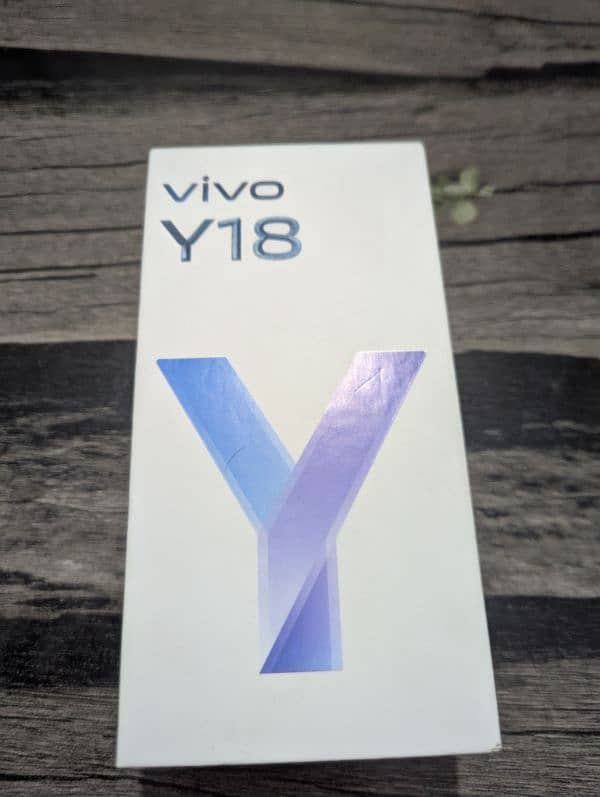 vivo y18 6+128gb 4