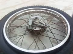 125 genuine  rims complet hub