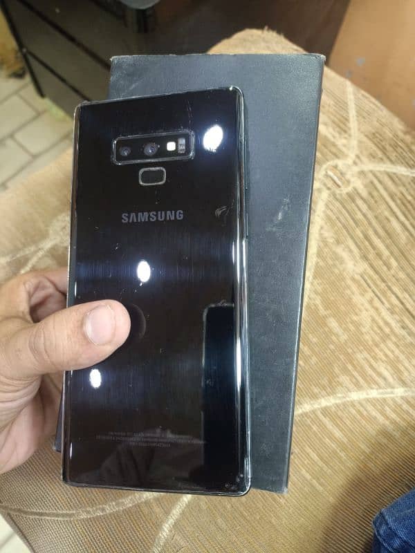 Samsung Note 9 Box n Charger 0