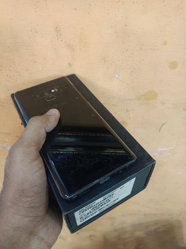 Samsung Note 9 Box n Charger 10