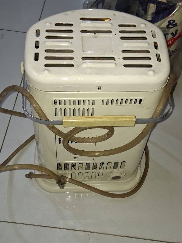 Rinnai  Japnese heater almost new 4