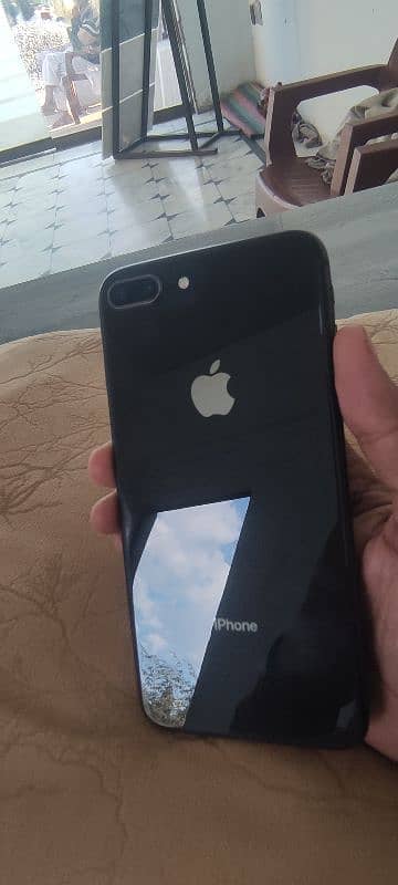 iphone 8 plus 64GB JV non pta 1