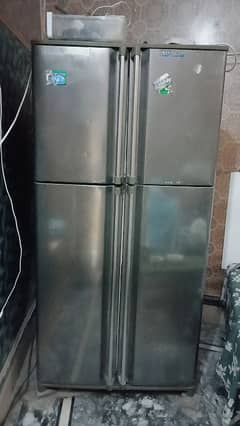 Dawlance Double-Door Fridge/Large Referigerator Excellent Condition