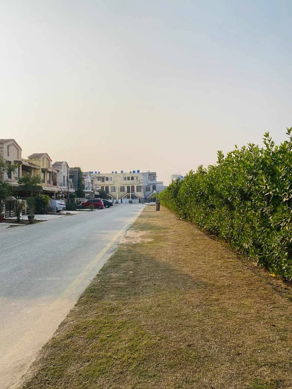 Super Hot Location 2.50 Marla Plot For Sale In VIP Block Eden Abad Lahore 30