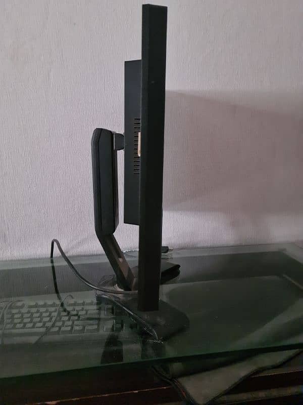 Samsung 28inch 1080p monitor for sale. 1