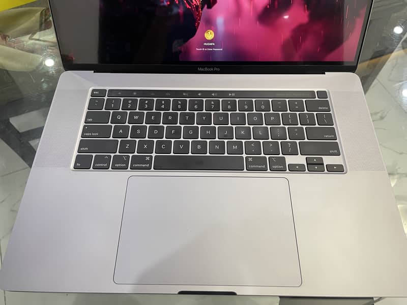 Macbook Pro 2019 i7 2