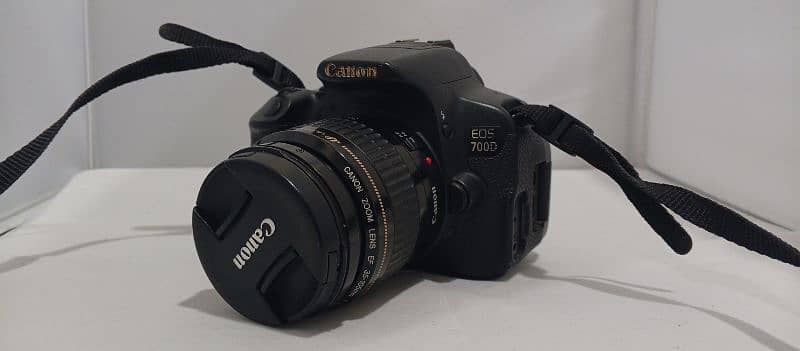 Canon 700D Camera 6