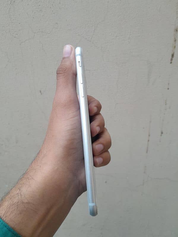 iPhone 8 plus 64gb Pta proved 3