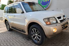 Mitsubishi Pajero 2005