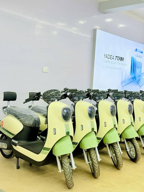 Yadea Electric Scooter M3 / EV / Electric Bike / 2024 New Model 15