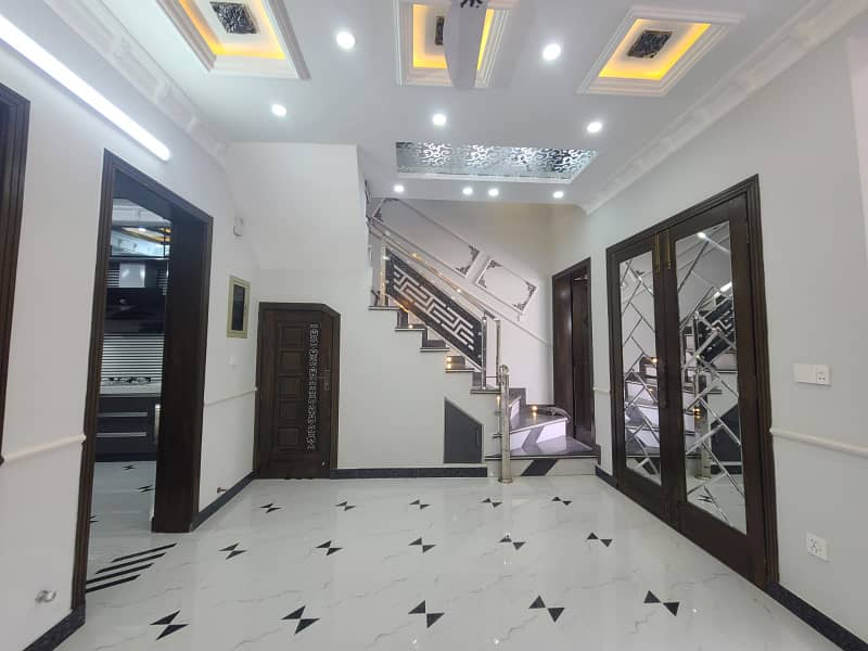 Jinnah Block 5 Marla House For Rent LDA Approved Nearby All Commercial ,ATM, Bank, Stores 8