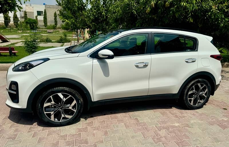 KIA Sportage 2022 5