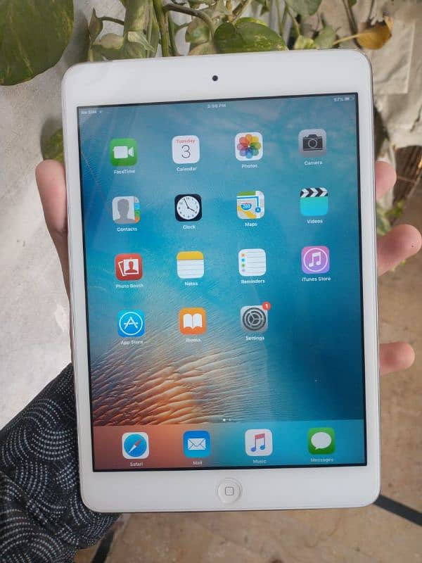 Ipad Mini 1 Condition Like New Best For Kids and Games 3