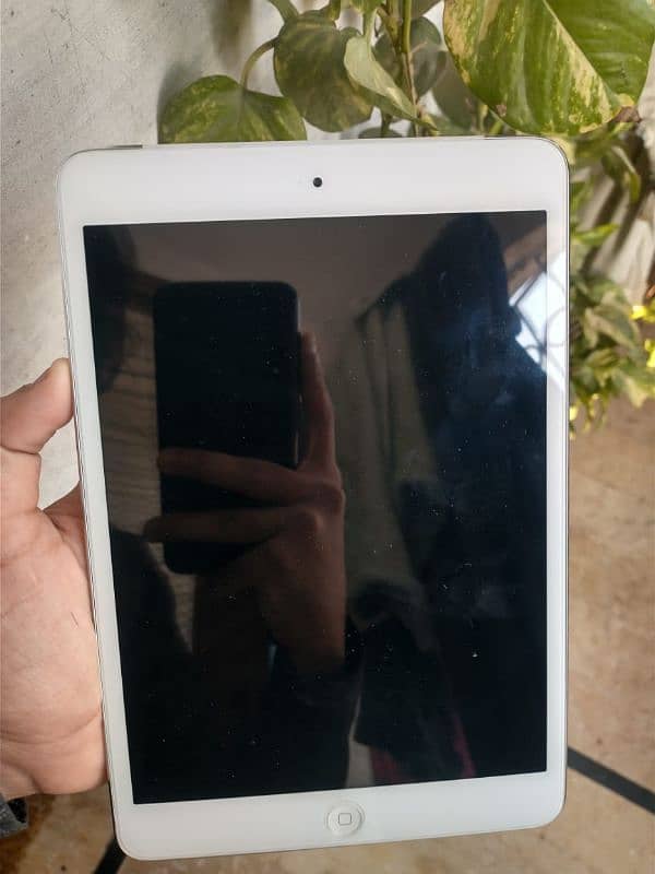 Ipad Mini 1 Condition Like New Best For Kids and Games 6