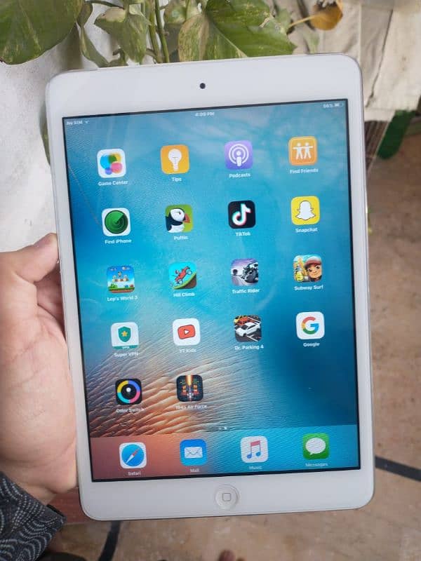 Ipad Mini 1 Condition Like New Best For Kids and Games 7