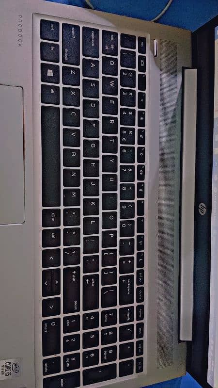 high performance laptop, great condition with affordable price 2