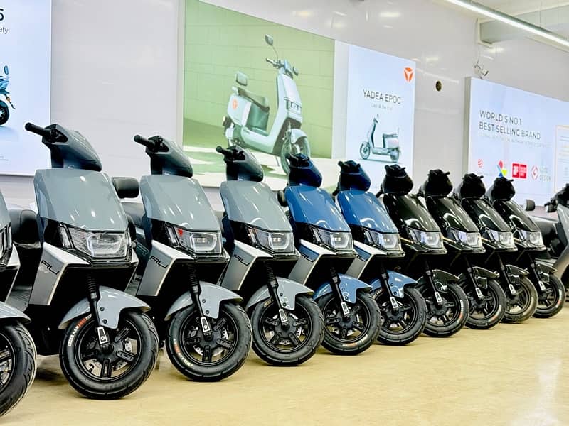 Yadea Electric Bike Ruibin / Scooter / EV 2024 / Electric Vehicle 2