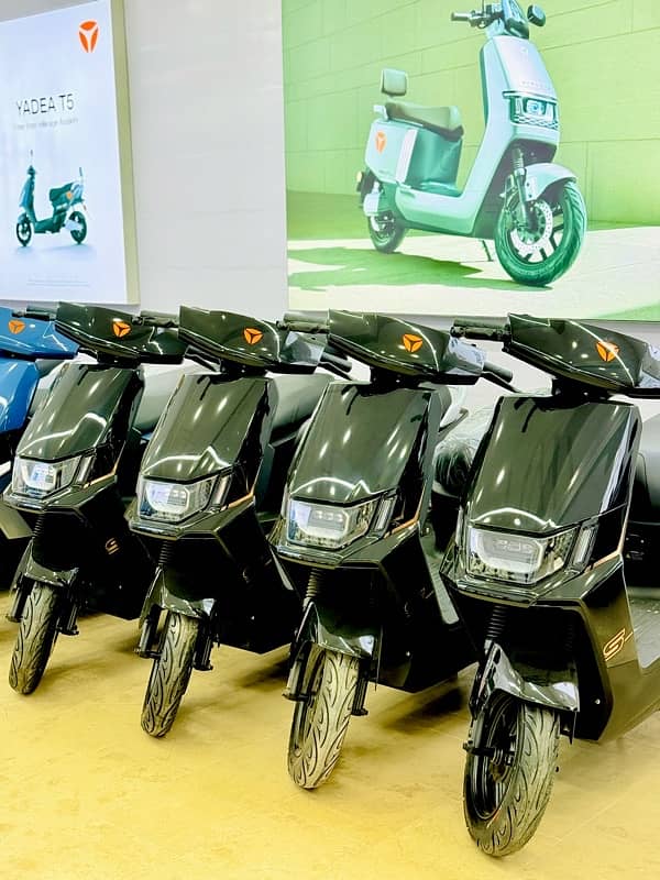 Yadea Electric Bike Ruibin / Scooter / EV 2024 / Electric Vehicle 4