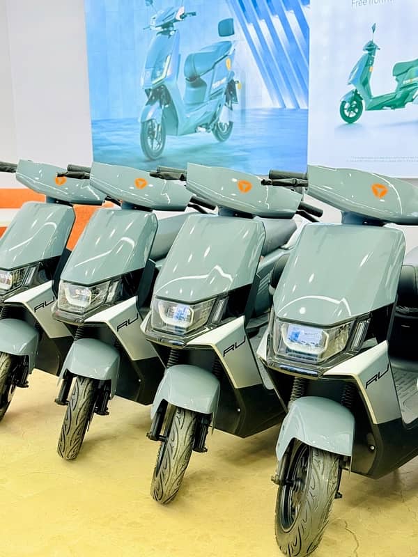 Yadea Electric Bike Ruibin / Scooter / EV 2024 / Electric Vehicle 6