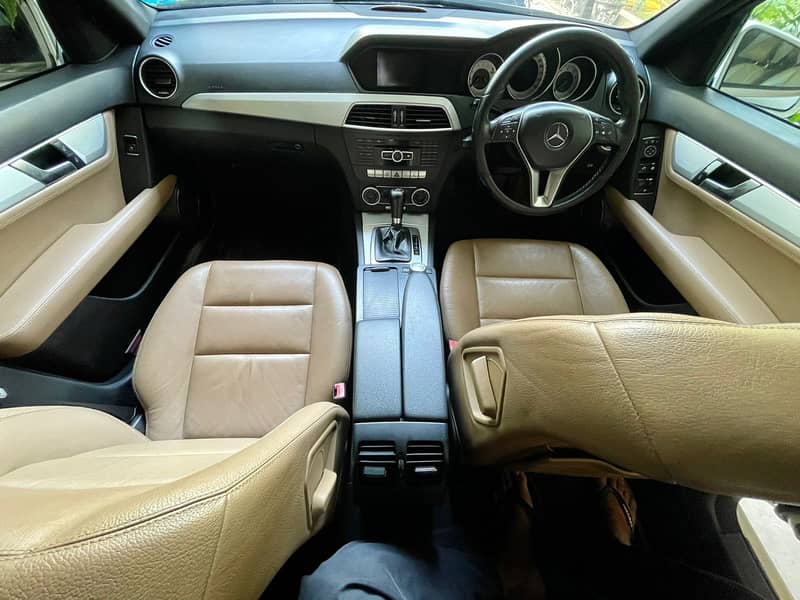 Mercedes C Class 2011 4