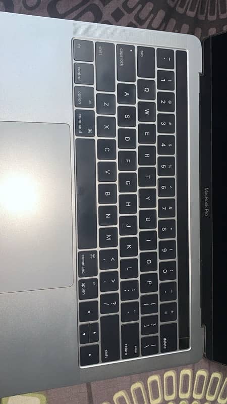 MacBook Pro 2016 9