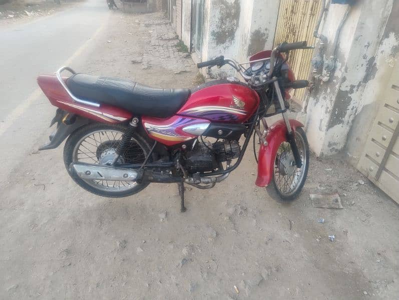 Honda pridor 100cc perfect condition 5