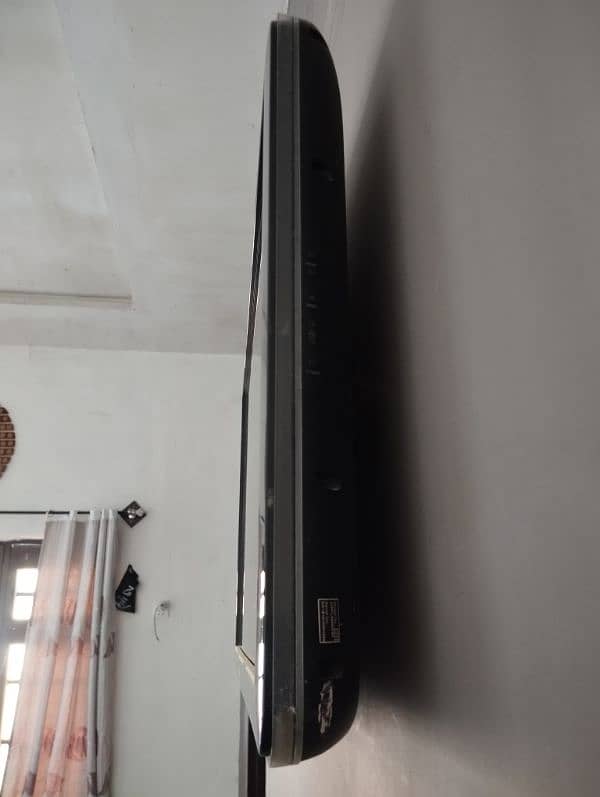 42 Inch Orignel philips lcd 4