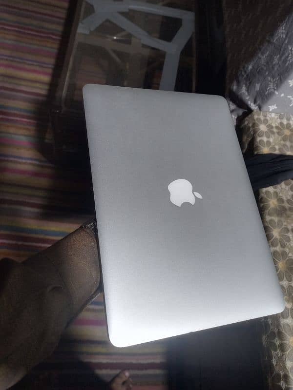 Macbook air 13 i5 7