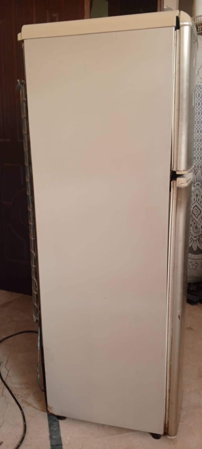 Haier Refrigerator Model noHWM -HRF195 5