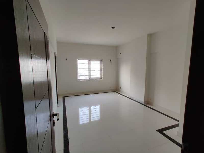 3 & 4 Bed For Rent Near Avari Towers Karachi 5