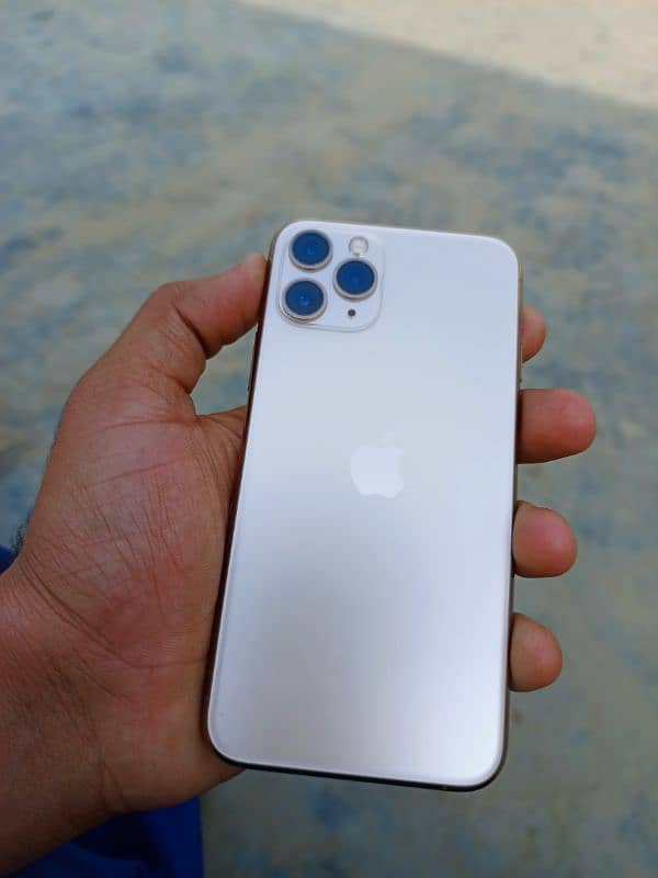 iphone 11 pro 7