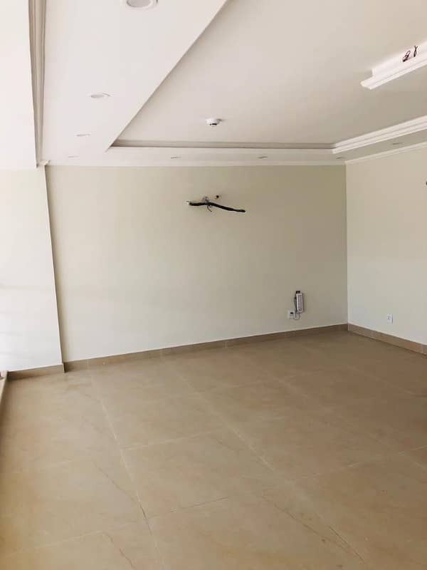 8 Marla Ground Basement Floor Available For Rent In DHA Phase 3. 10