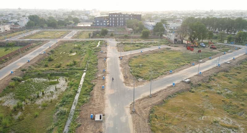 10 Marla Marvelous Location Plot No 1083 For Sale Dha Phase 5 M Block Ext Lahore 1